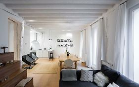 Apartamento Minimalista En El Corazon De Bilbao